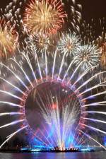 Watch New Year\'s Eve Fireworks From London Megashare8